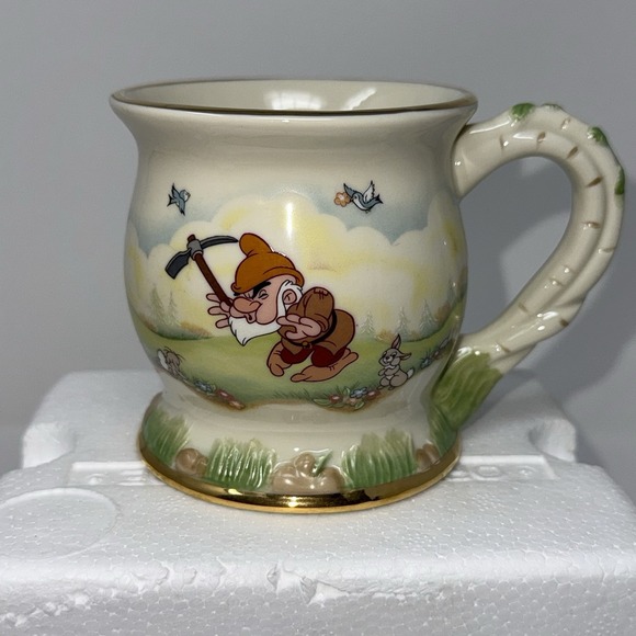 Lenox Other - NEW LENOX Disney SNEEZY MUG Snow White Collection in BOX